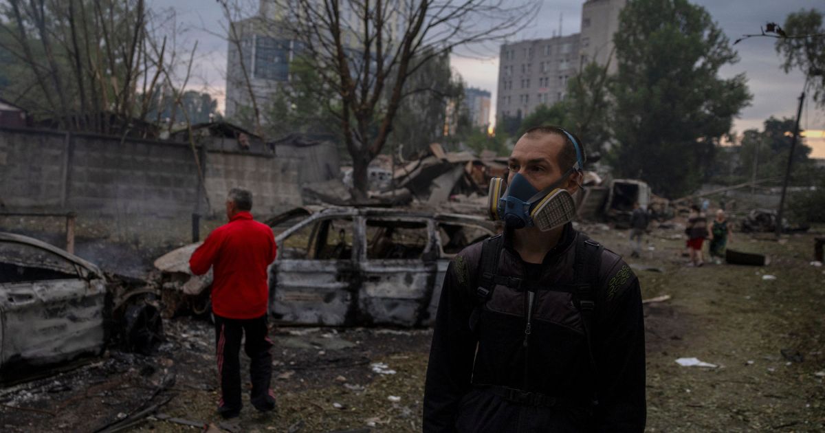 Rússia ataca Kiev com mísseis e drones, ceifando ao menos 20 vidas