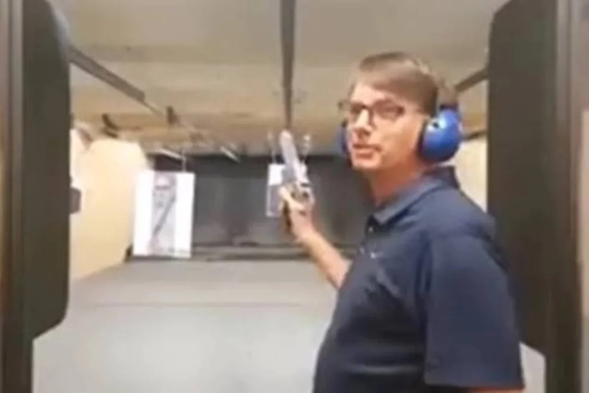 Polícia Federal investiga paradeiro de armas de Bolsonaro após entrega parcial ao STF
