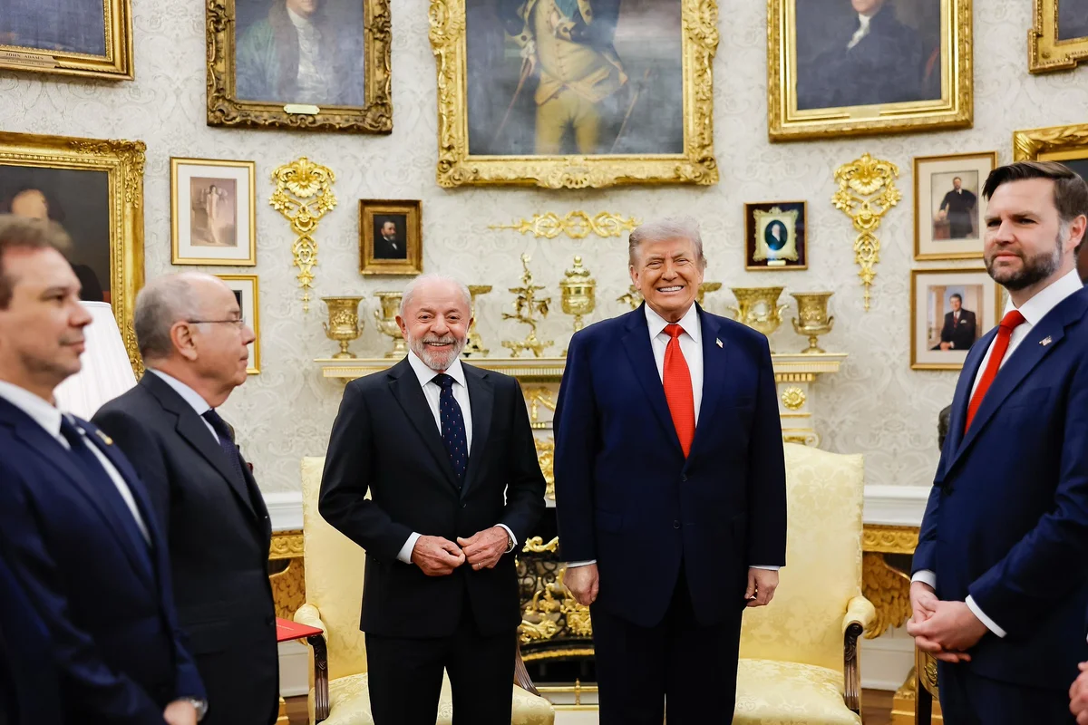 Governo Lula ignora audiência nos EUA sobre tarifaço e aposta em diálogo direto