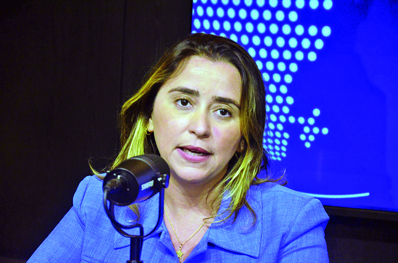 Samanda Alves ganha espaço no Senado com apoio de Lula e Fátima
