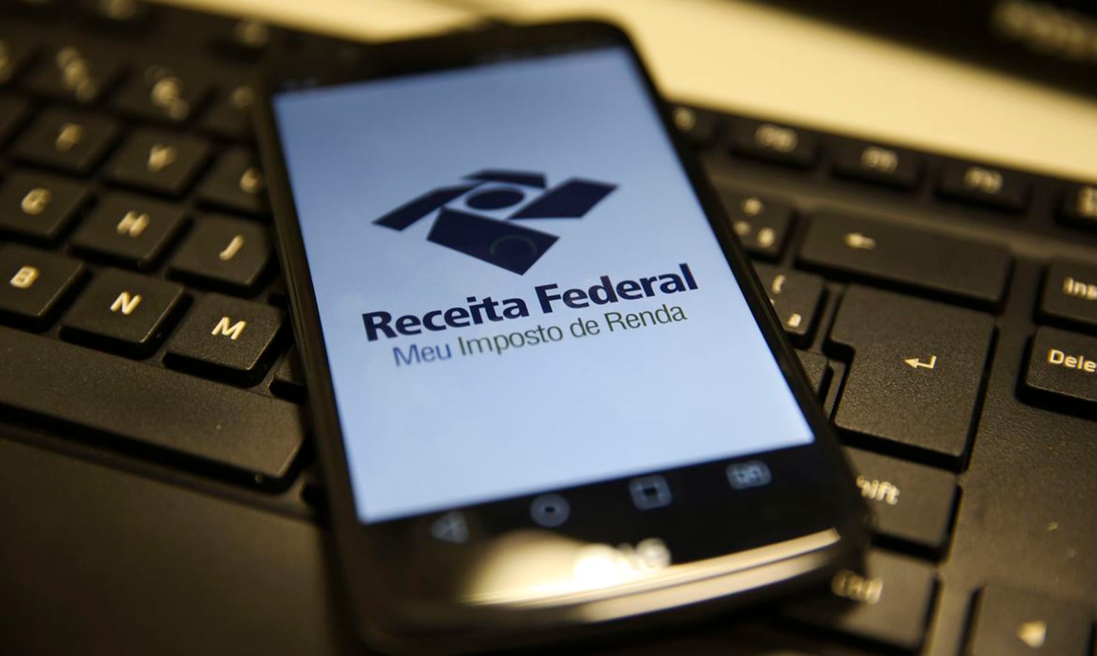 Receita Federal libera consulta ao segundo lote de restituição do IRPF 2026