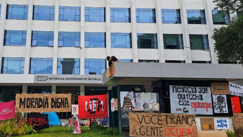 USP corta água e luz na reitoria ocupada por estudantes