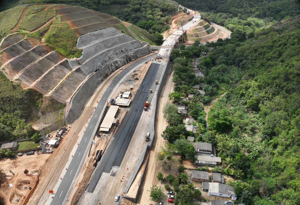 CCR RioSP interdita Serra das Araras para detonações