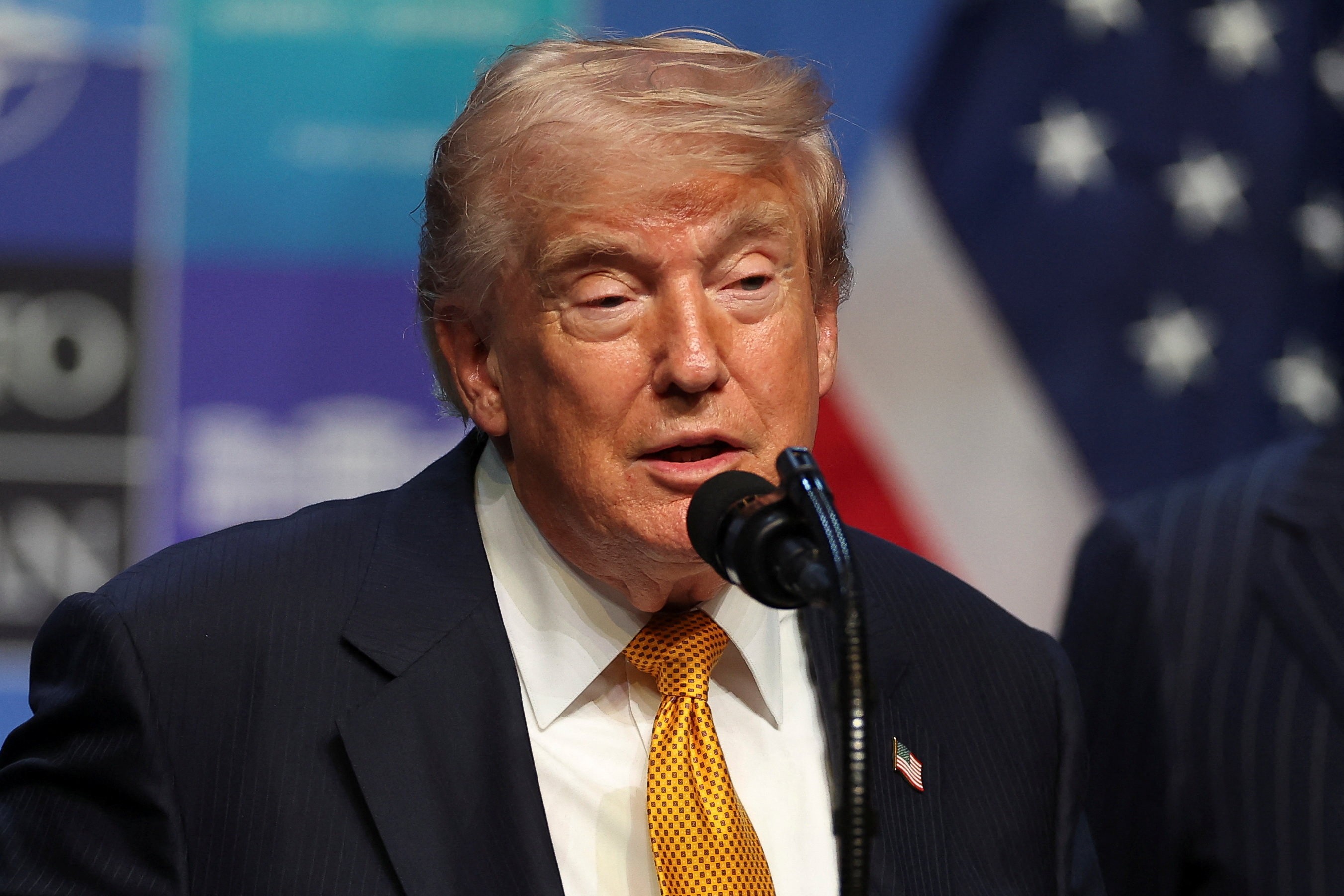 Donald Trump afirma ser o nº 1 na lista de alvos do Irã durante cúpula da Otan