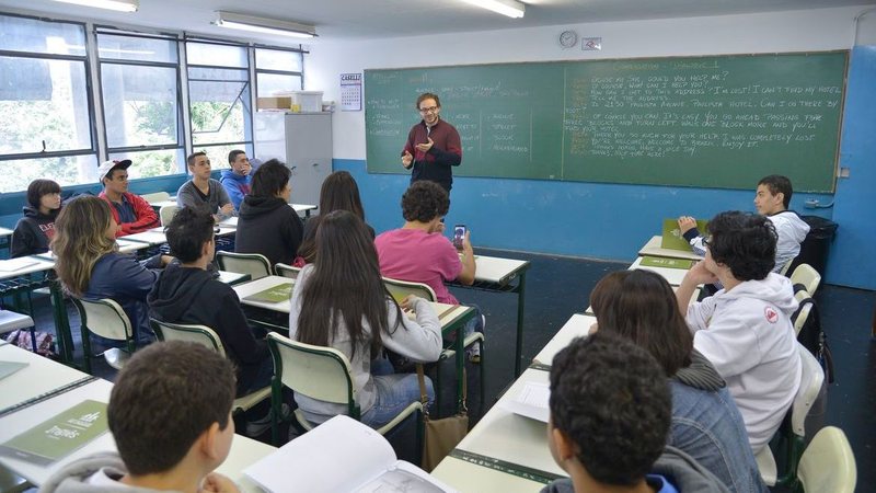 STF determina que tempo de recreio de professores pode contar como jornada de trabalho