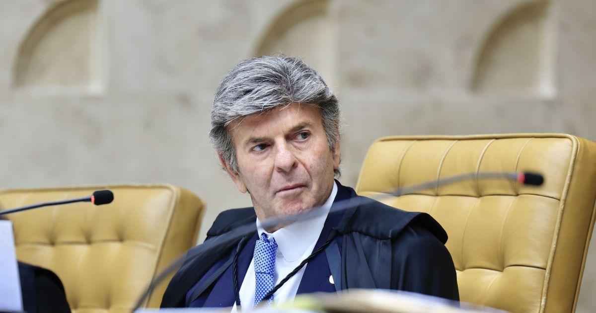 STF tem dois votos para manter prisão de pai e primo de Vorcaro