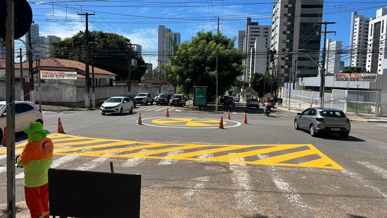 STTU implanta duas novas rotatórias na Avenida Alberto Maranhão para otimizar o trânsito em Natal