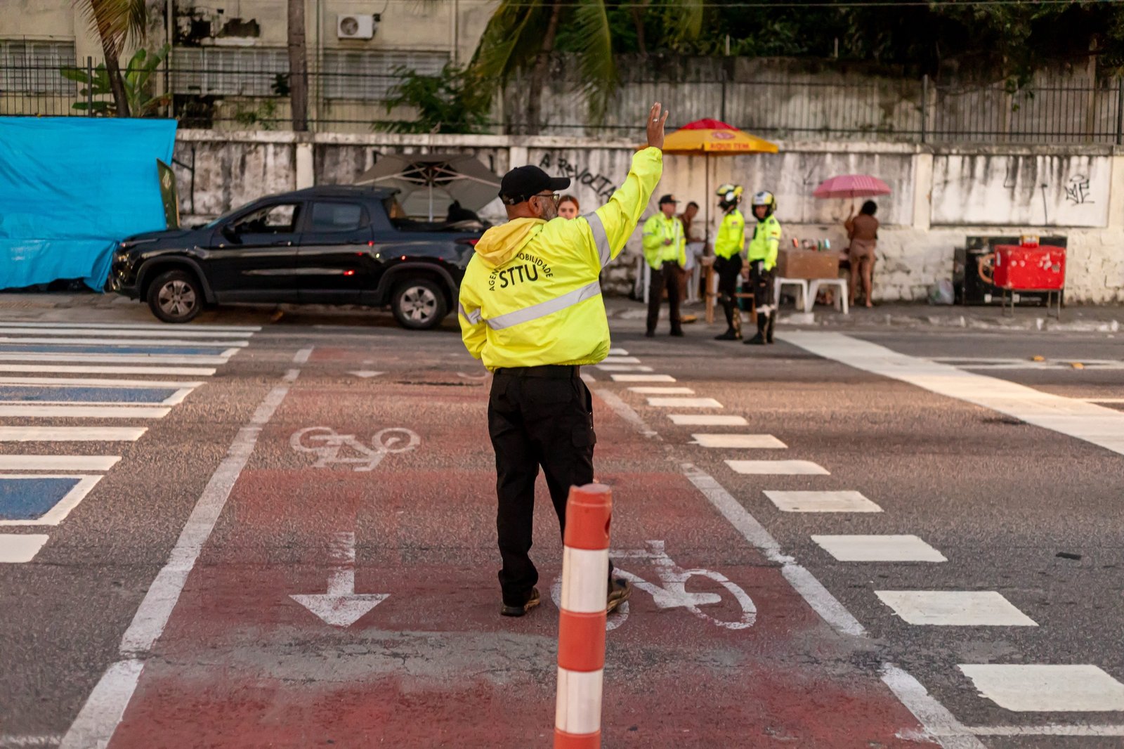 STTU e órgãos estaduais debatem melhorias para faixas exclusivas na Avenida Engenheiro Roberto Freire
