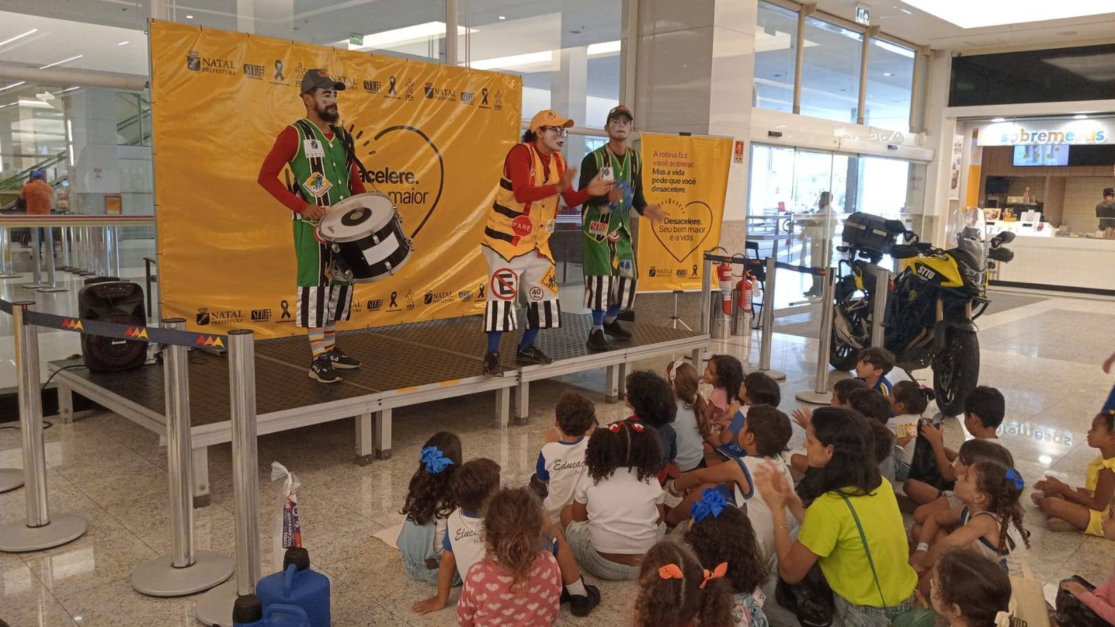 STTU leva educação de trânsito ao Midway Mall em Natal