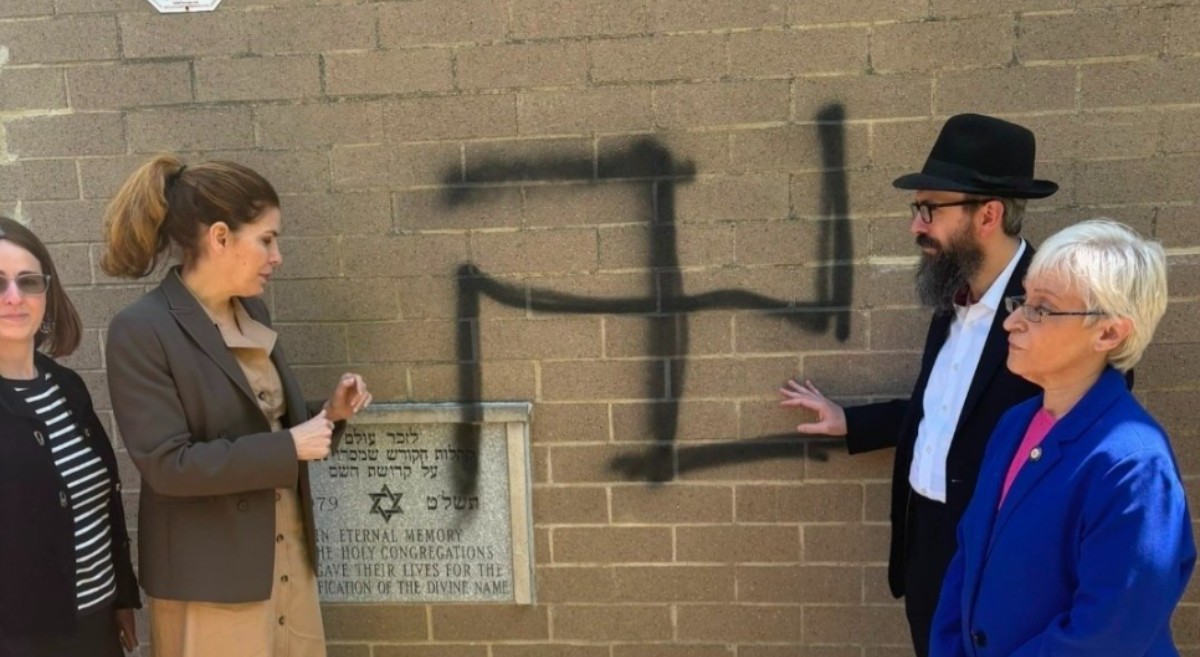 Antissemitismo atinge centros judaicos em Nova York