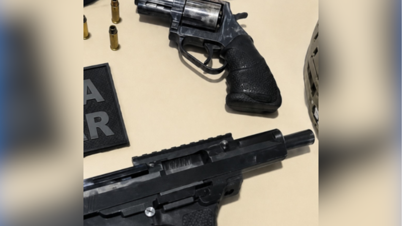 Polícia prende dois após perseguição e troca de tiros em Canguaretama, RN