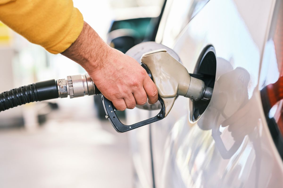 Sindicom e Metrópoles debatem nesta segunda-feira, 25/05/2026, os fatores que impactam o preço da gasolina