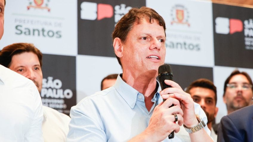 Tarcísio reforça campanha na capital visando vitória no 1º turno