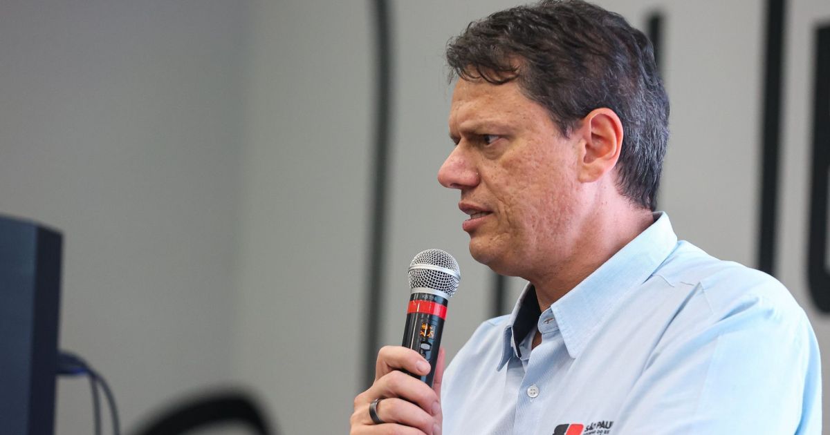 Tarcísio de Freitas presta solidariedade a Marina Silva após agressão
