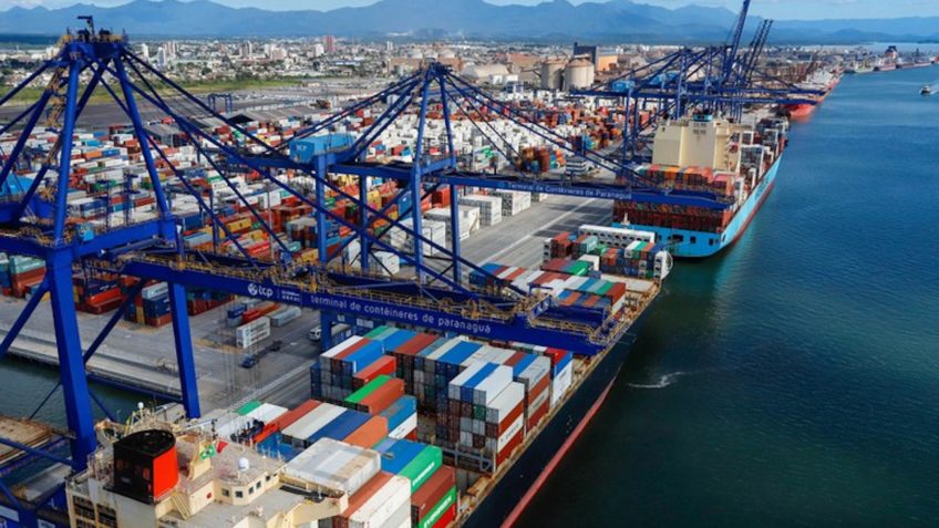 Tarifas dos EUA podem impactar 54% das exportações brasileiras, alerta CNI