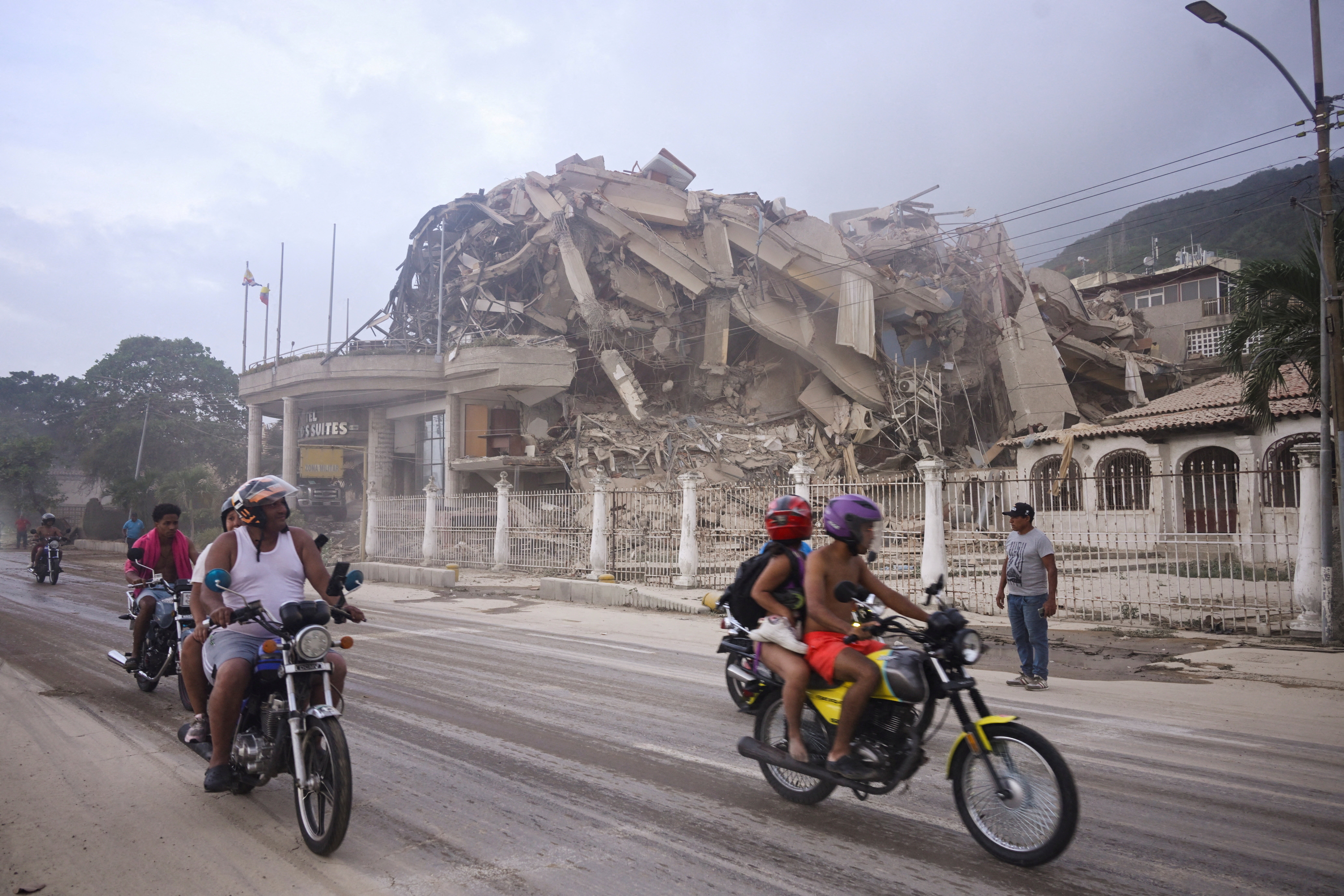 Terremoto duplo na Venezuela causa 20 réplicas e é sentido no Brasil