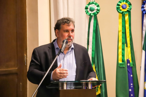Thiago Mesquita assume presidência da Arsban com foco em saneamento em Natal