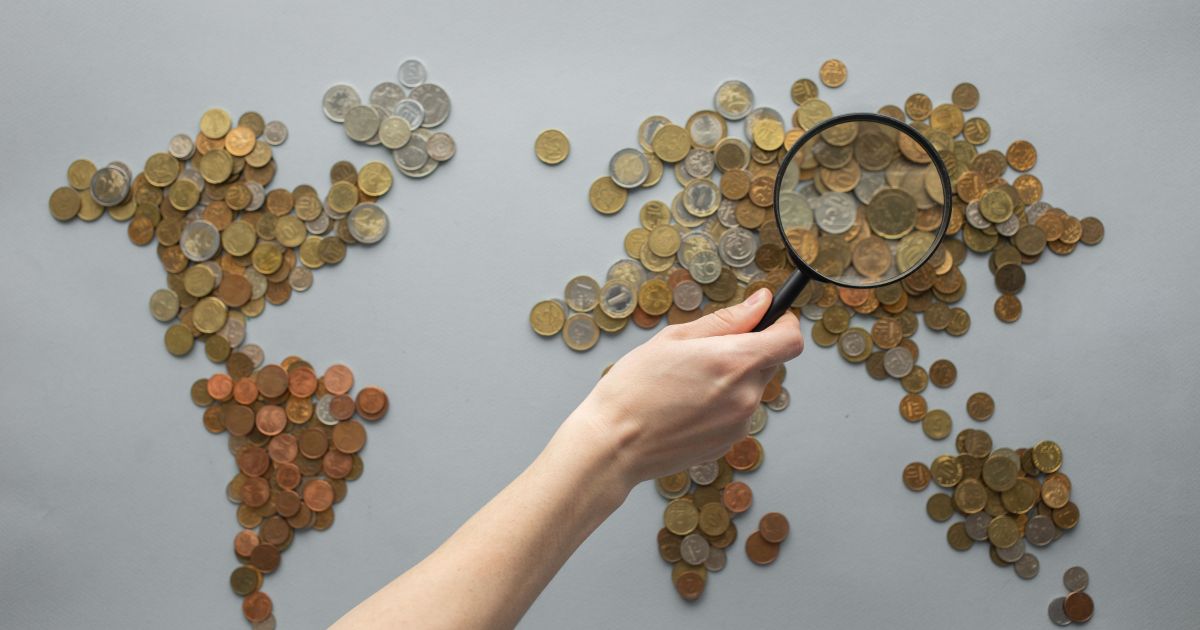 Mercado global eleva juros em meio a temores de inflação persistente
