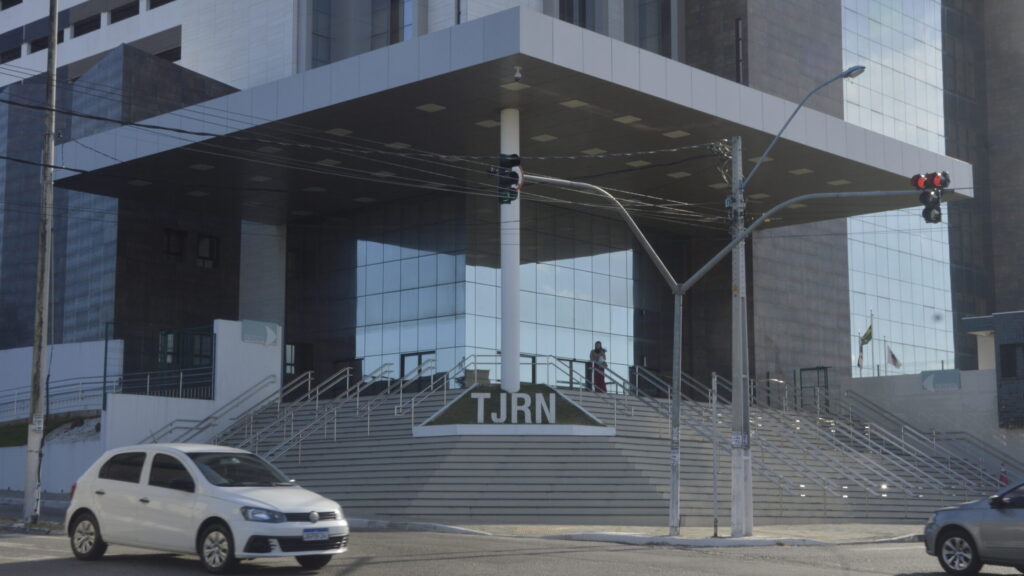 Supremo Tribunal Federal exige explicações do TJRN sobre pagamentos acima do teto constitucional