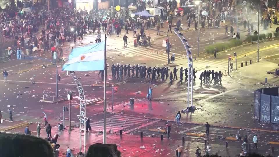 Confrontos marcam derrota da Argentina na final da Copa para a Espanha