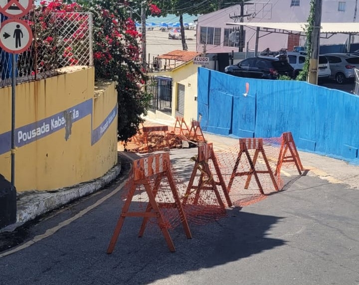 STTU altera trânsito na Avenida Erivan França para obra emergencial da Caern
