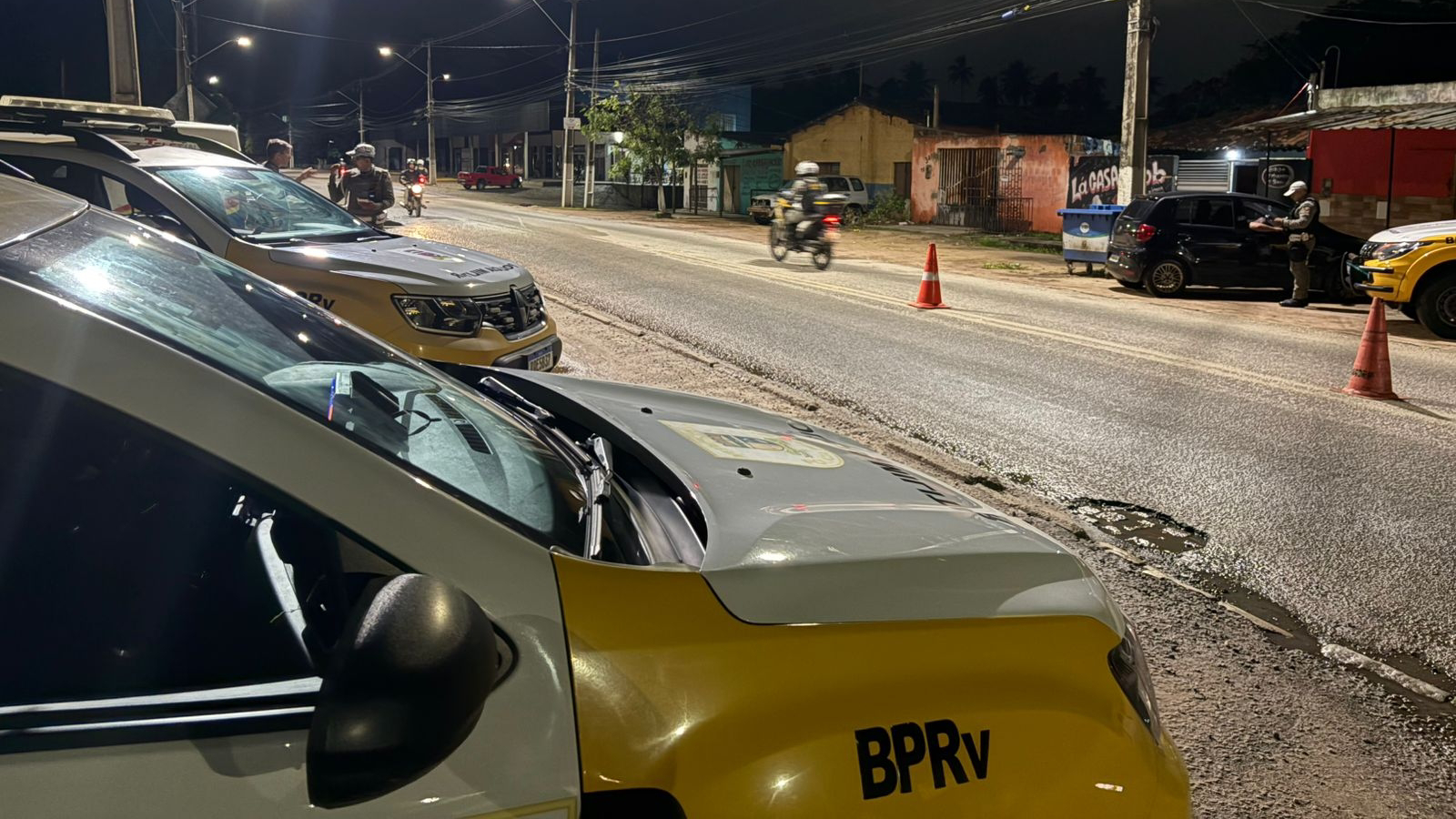 CPRE prende 3 motoristas por embriaguez ao volante na Grande Natal