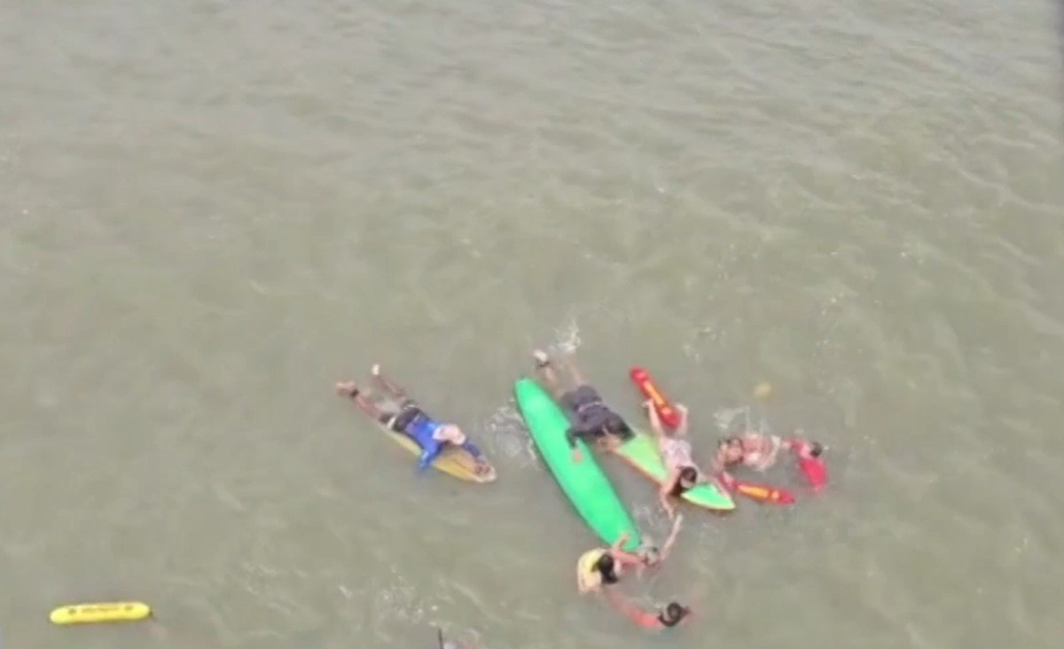 Resgate heroico na Praia de Genipabu salva três vidas na Grande Natal