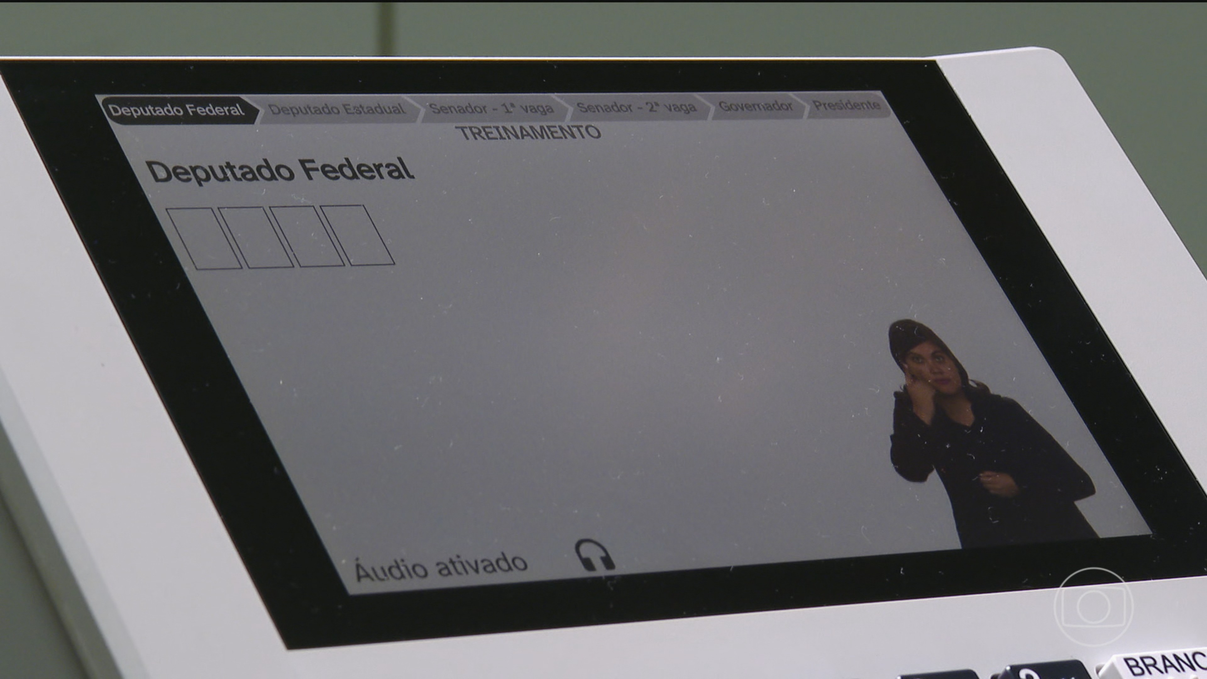 TSE implementa novas ferramentas de acessibilidade nas urnas para eleições