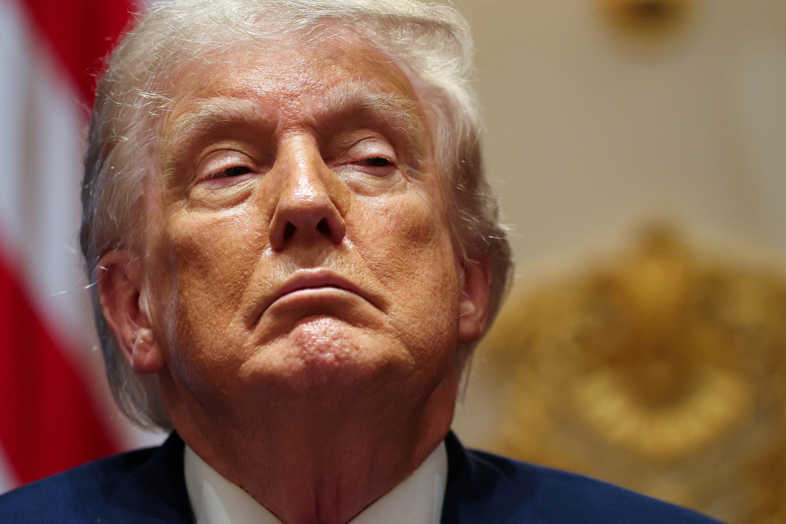 Presidente Donald Trump culpa o Irã por queda de helicóptero militar e promete resposta