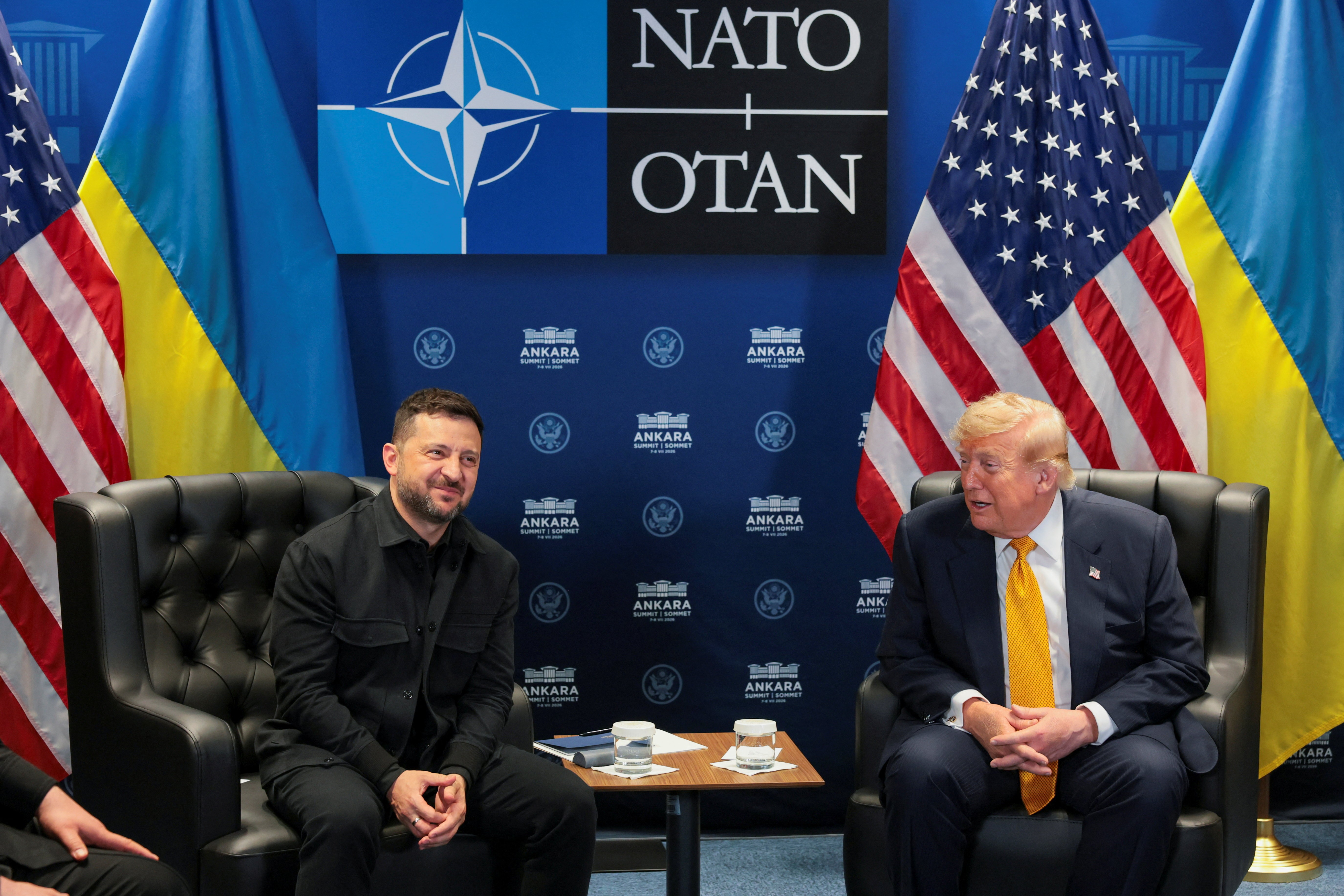 Donald Trump afirma ter boa relação com Volodymyr Zelensky e busca encerrar guerra na Ucrânia