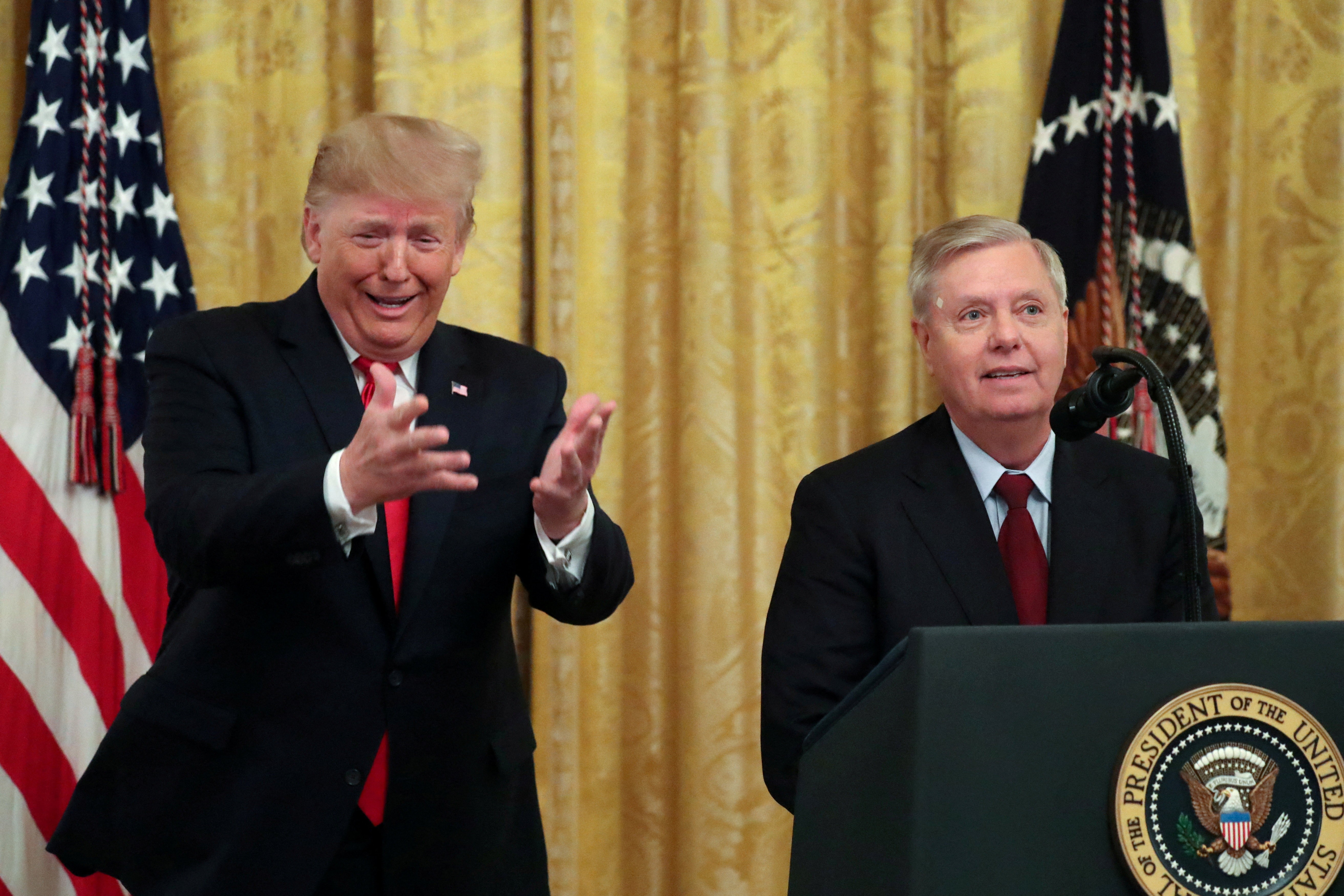 Donald Trump lamenta morte de Lindsey Graham após conversa telefônica