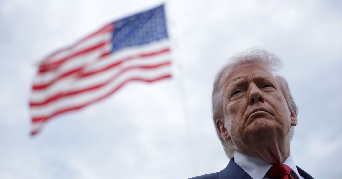 Trump suspende ataque ao Irã após apelo de líderes árabes