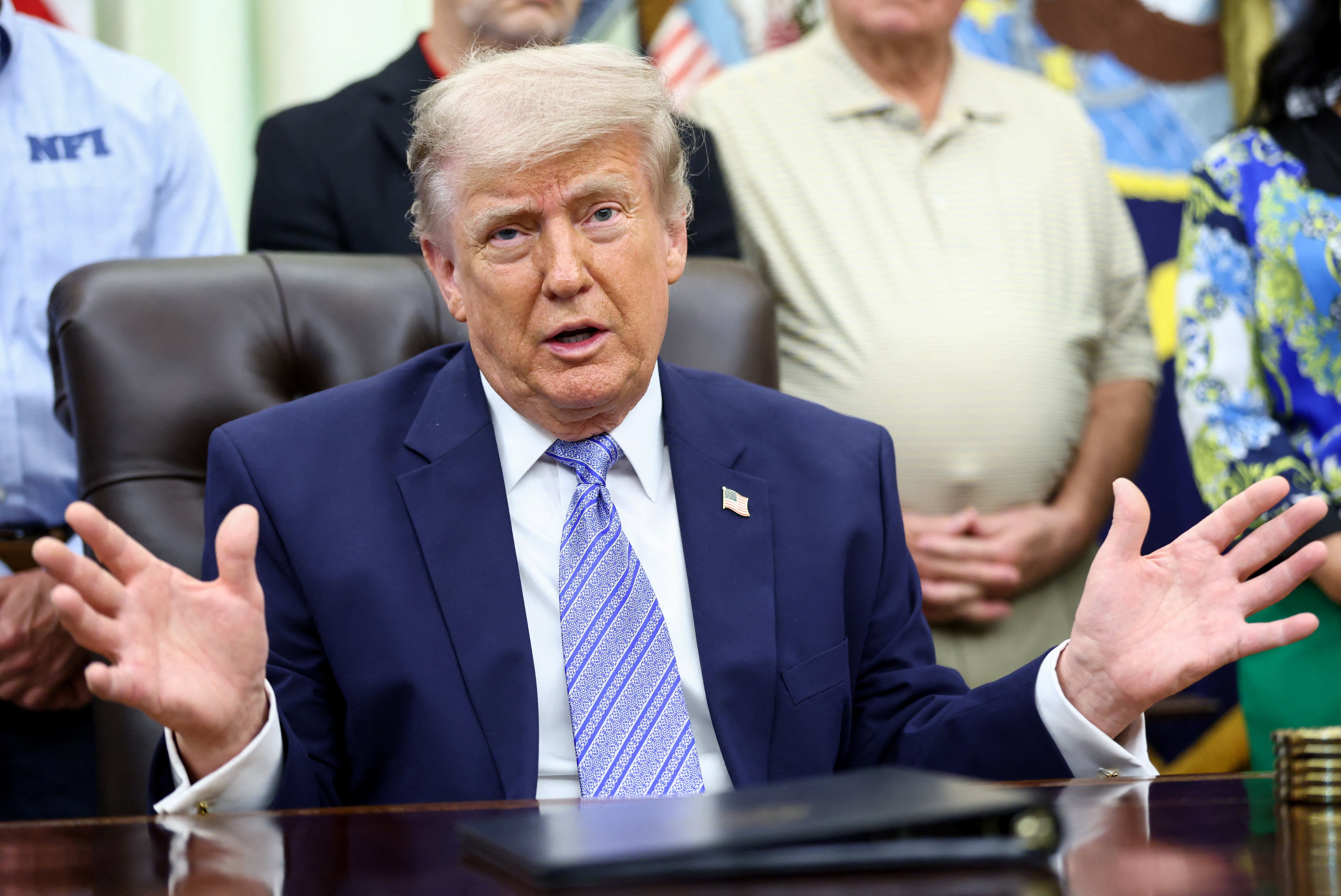 Trump diz que não quer pedágio no Estreito de Ormuz e que retirará urânio enriquecido do Irã