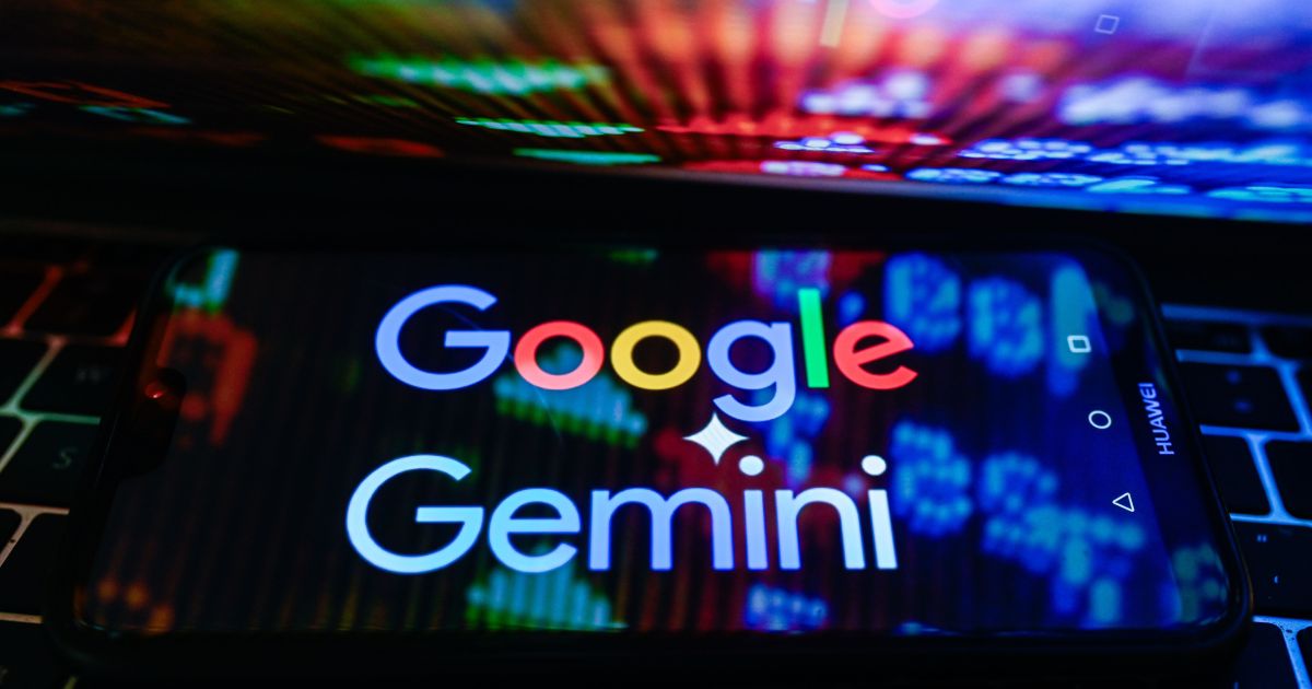 Comissão Europeia exige que Google abra o Android para concorrentes de IA