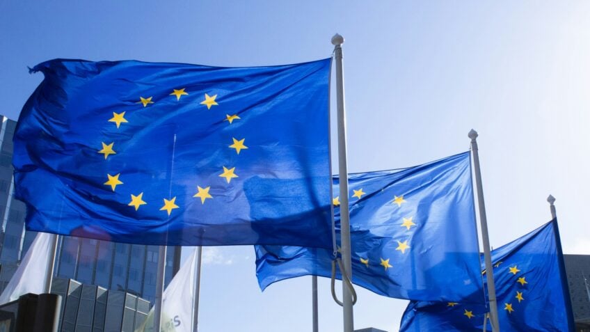 Comissão Europeia impõe taxa sobre importações de Shein, Temu e AliExpress