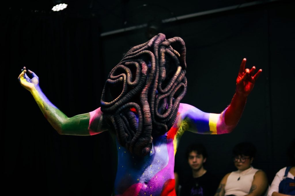 UFRN recebe "Papangu", dança que reflete a ancestralidade