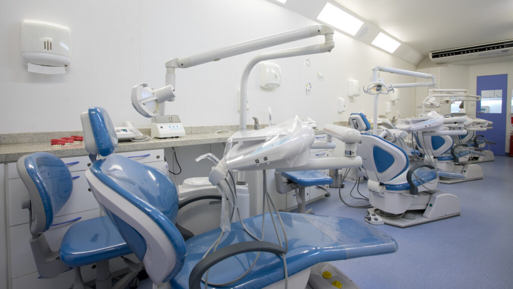 OdontoSesc oferece tratamento odontológico gratuito na Cidade da Esperança