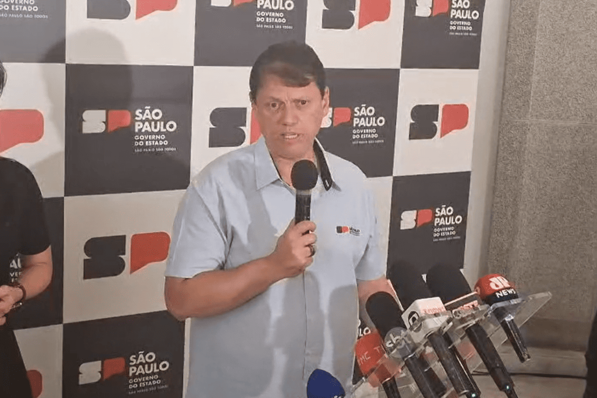 Tarcísio critica greve na USP e vê "cunho político" em paralisação