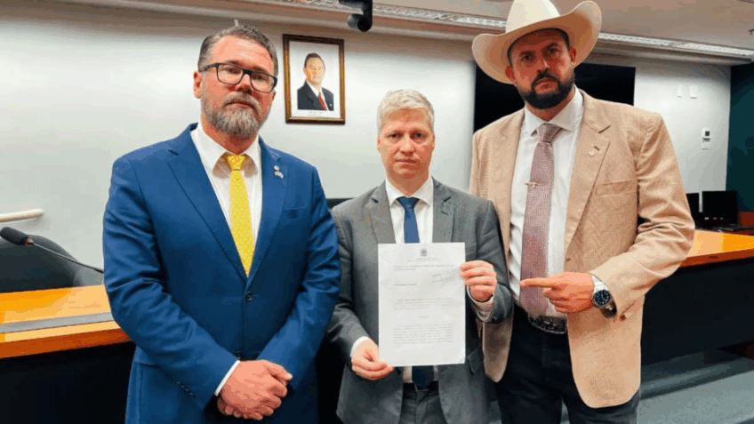 Deputados recorrem contra suspensão de mandato na Câmara após protesto em 2025