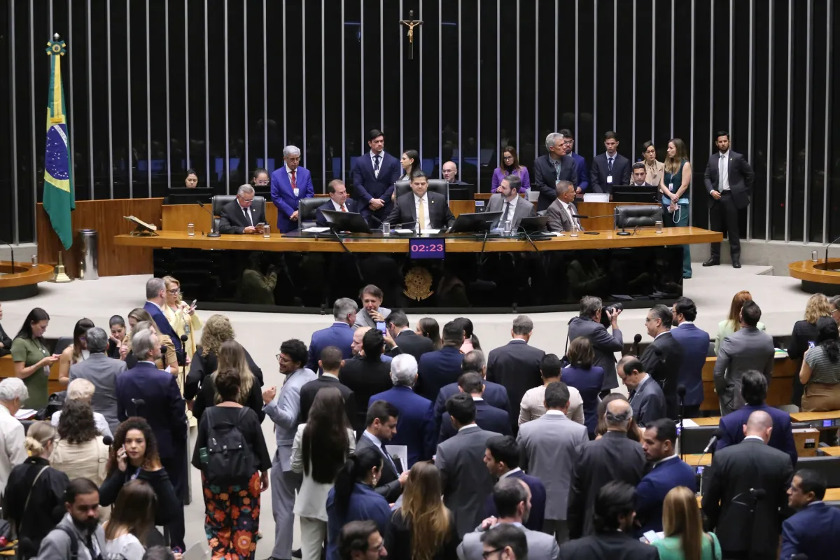 Congresso anula veto de Lula sobre PL da Dosimetria