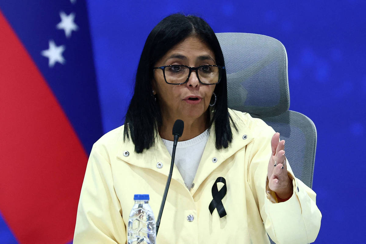 Negociação entre regime de Delcy Rodríguez e oposição na Venezuela é adiada