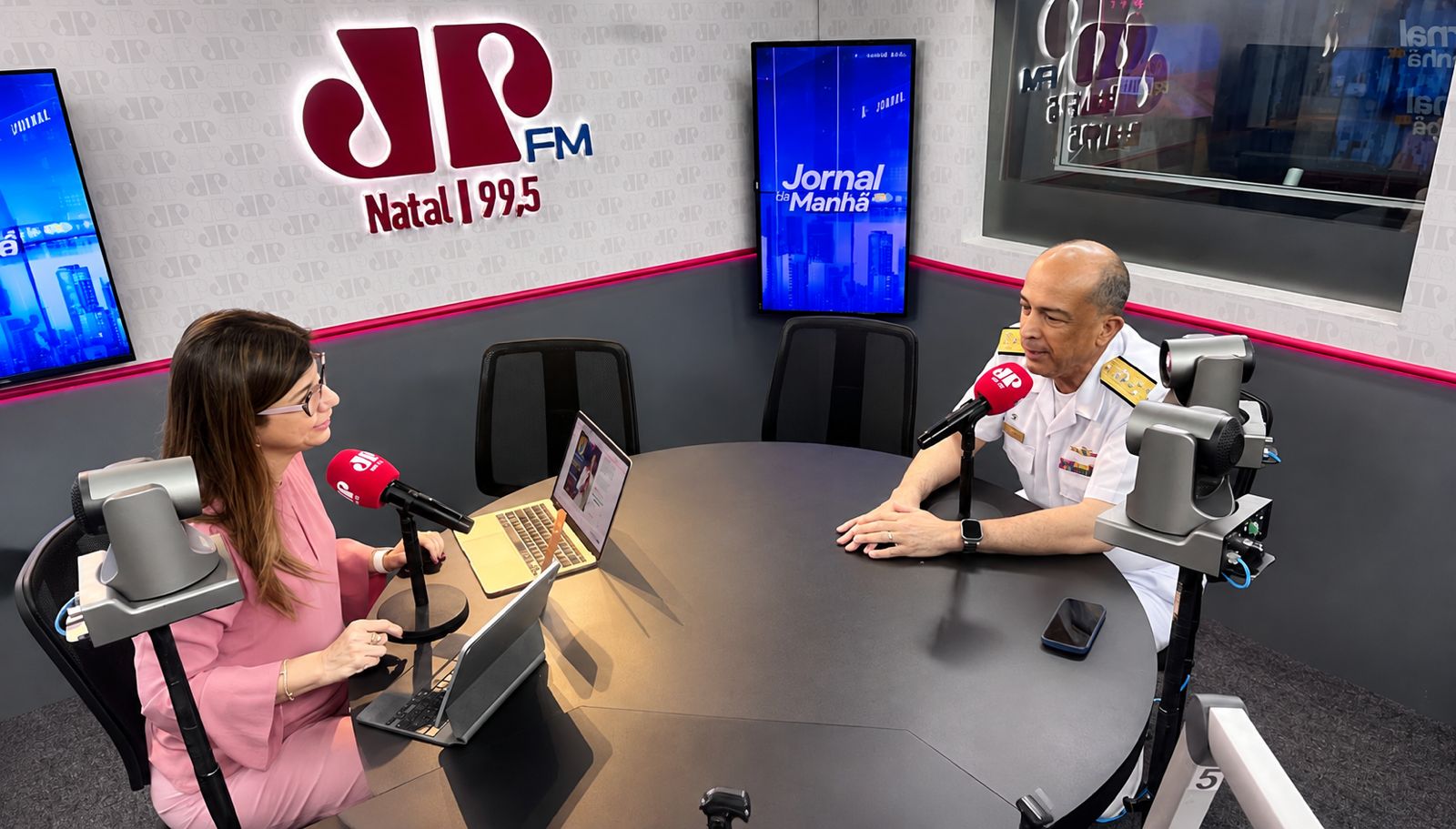 Vice-almirante da Marinha defende que soberania nacional começa no mar