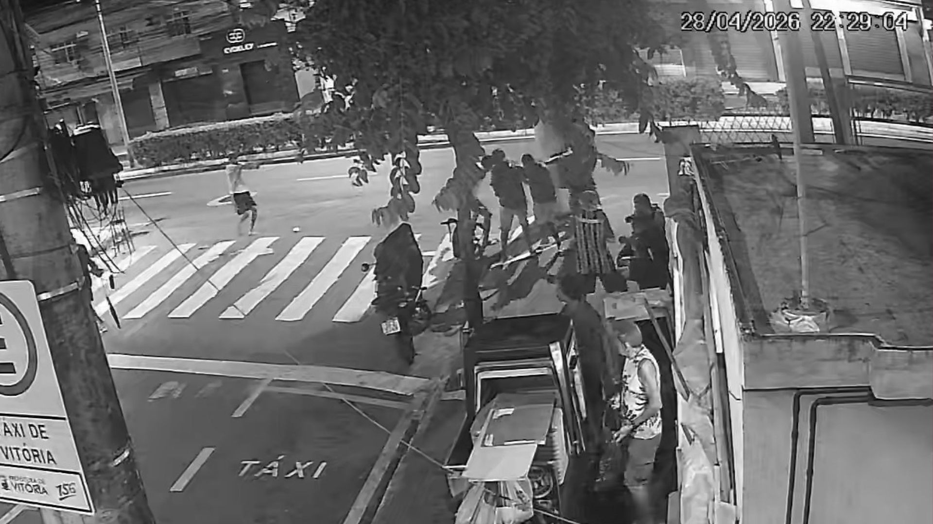PM prende atirador após ataque perto de quartel em Vitória
