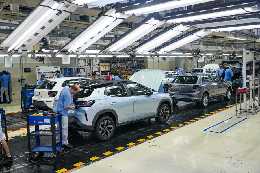 Volkswagen inicia reestruturação global e reduz oferta de modelos