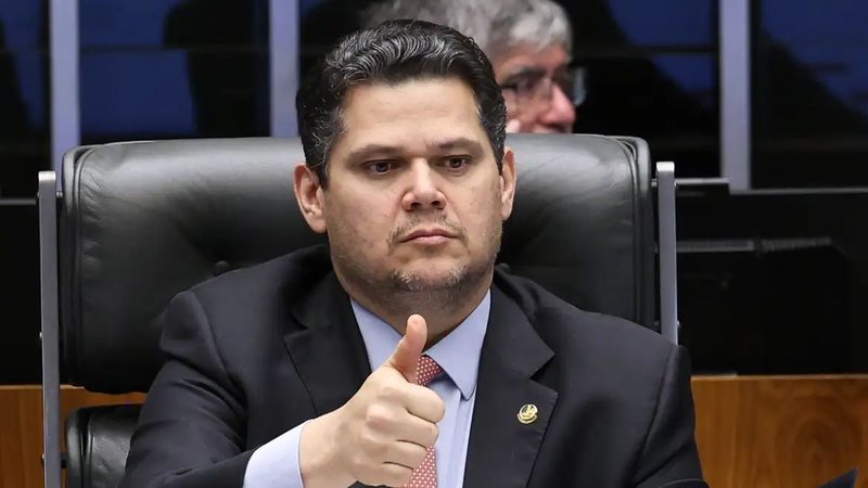 Ex-banqueiro Daniel Vorcaro cita suposto repasse de R$ 155 milhões a Davi Alcolumbre em proposta de delação