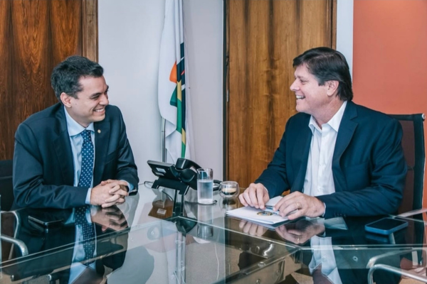 Walter Alves articula em Brasília e fortalece protagonismo no MDB