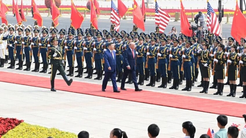Presidente chinês alerta EUA sobre “grande risco” em Taiwan