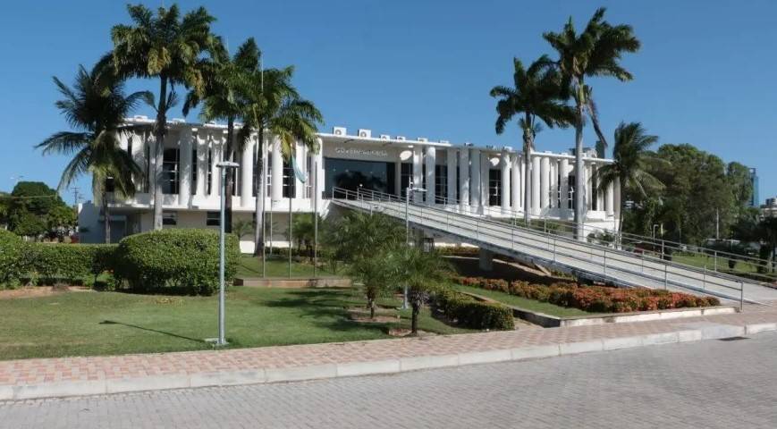 XP Investimentos projeta déficit de R$ 6 bilhões em estados brasileiros em 2026, com RN entre os piores cenários