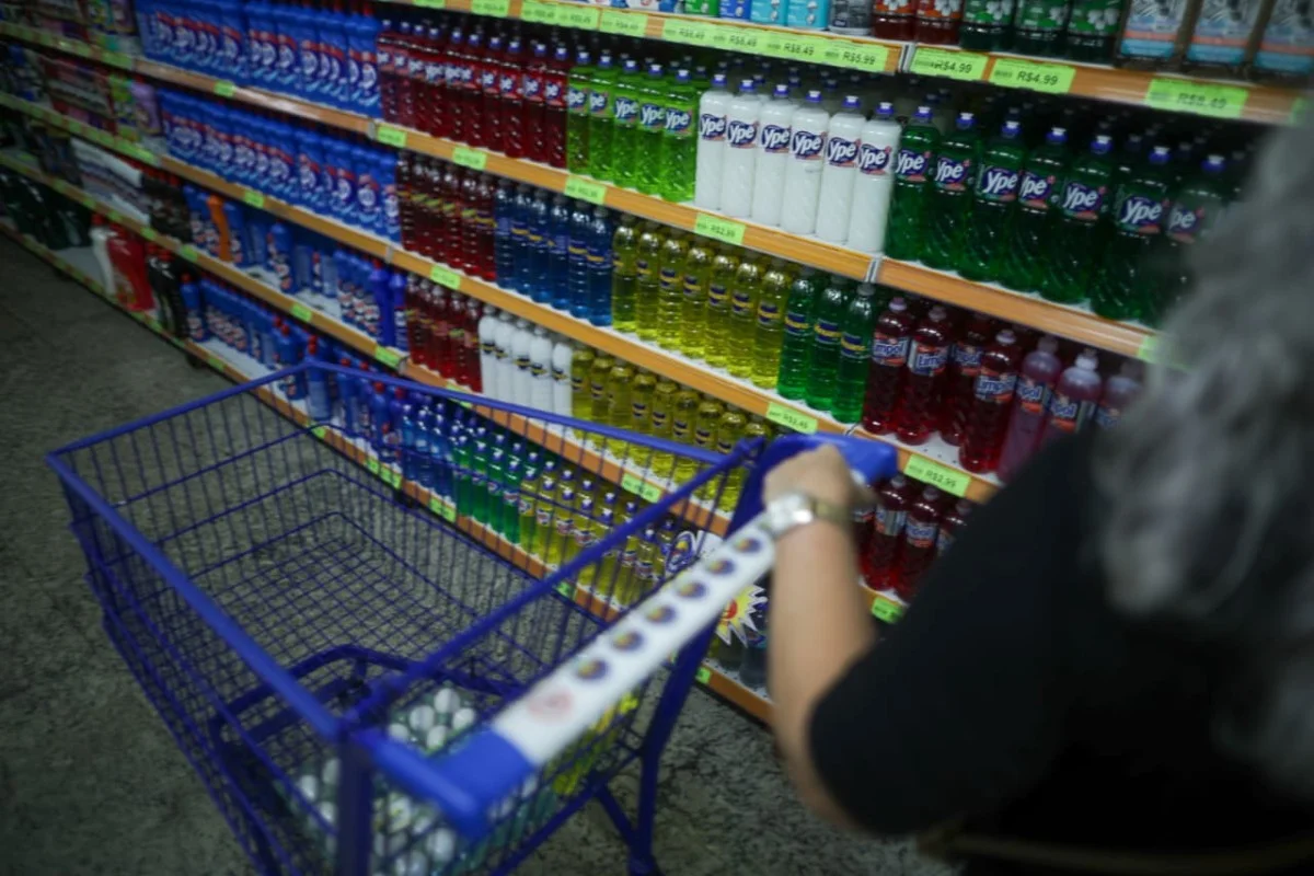 Ypê amplia troca e reembolso após Anvisa liberar parcialmente lotes de produtos