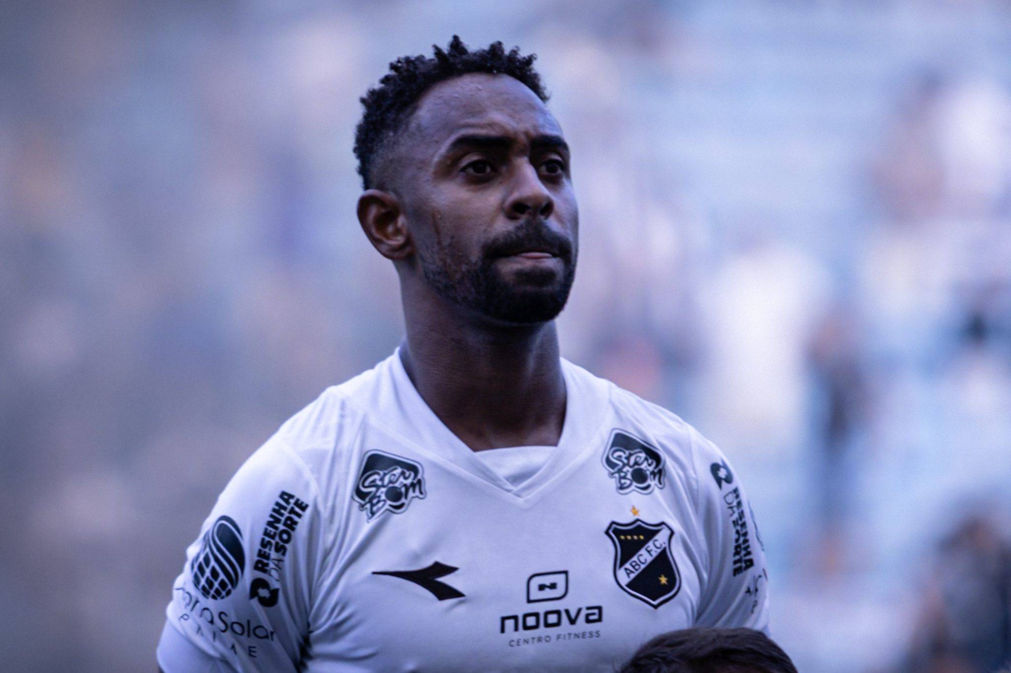 Wellington Carvalho se destaca no ABC e mira semifinais da Copa do Nordeste